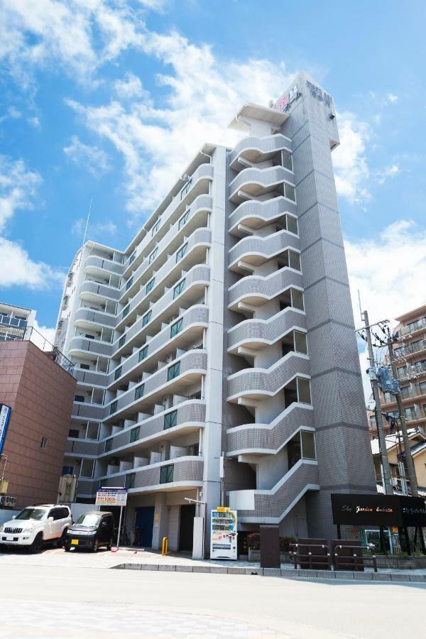Sky Garden Hakata Apart otel Fukuoka  Dış mekan fotoğraf